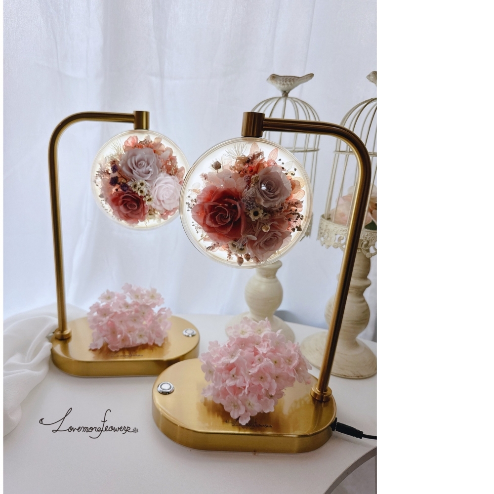 永生玫瑰無線充電檯燈