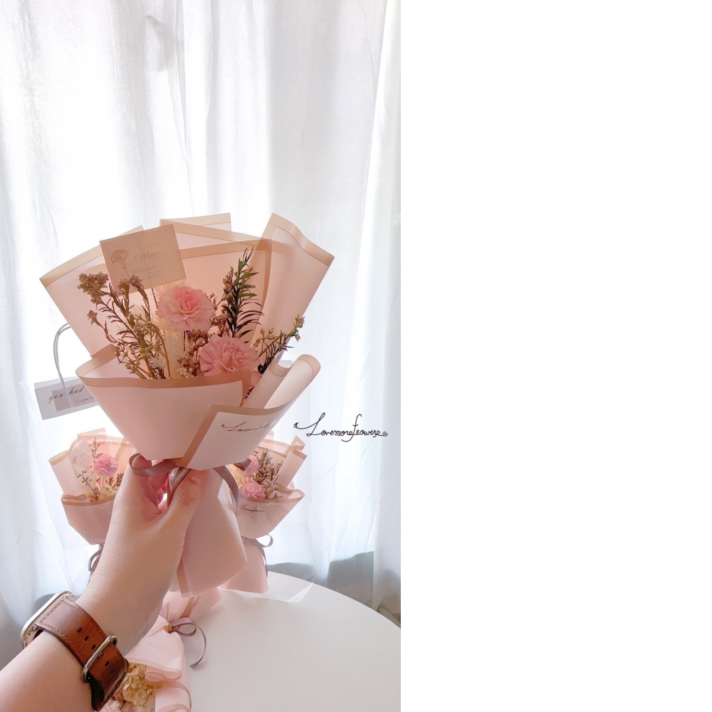 母親節康乃馨花束 