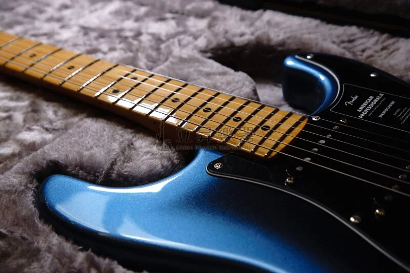電吉他 Fender American Professional II Stratocaster 