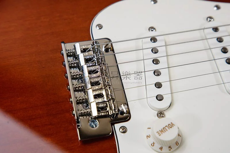 Fender Player Stratocaster MN 3TS 單單單 小搖座電吉他