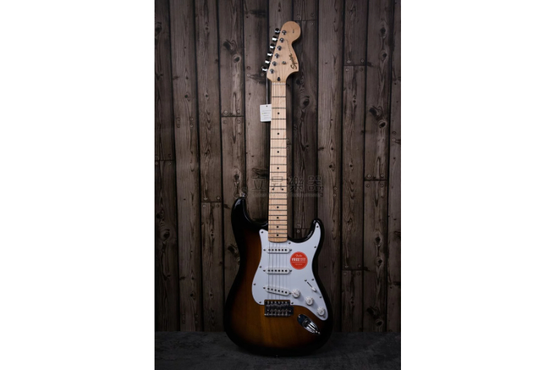 Fender Squier Affinity Stratocaster MN 2TS 楓木指板