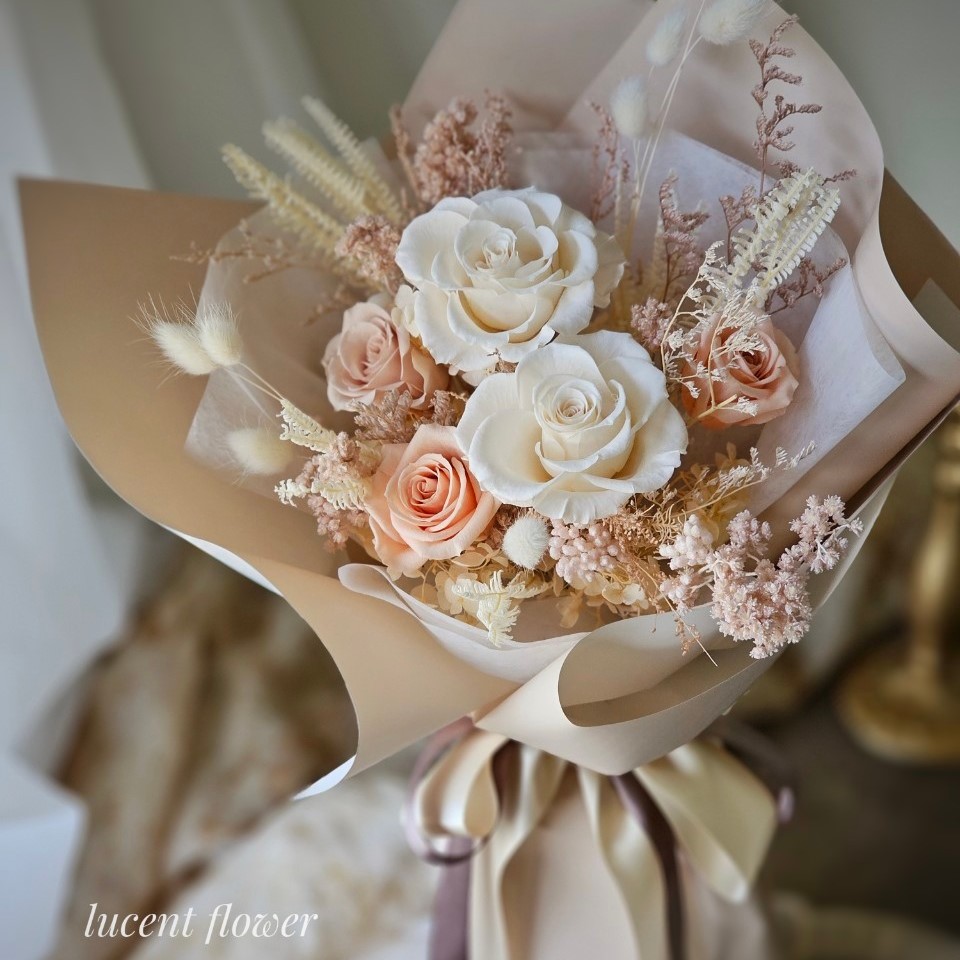 《韓國花卉藝術家 KFAA 永生花shopmaster初級證照》