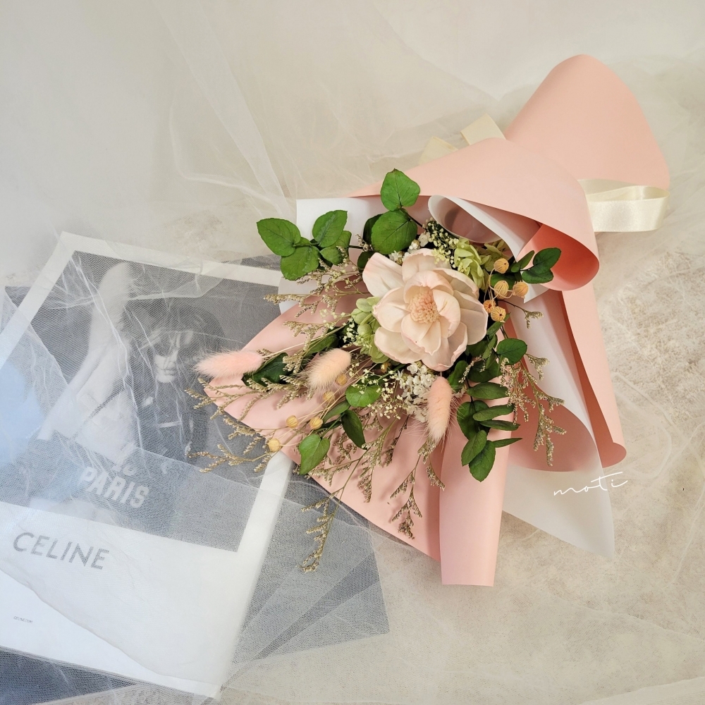 甜美粉自然感花束 | 台北情人節花束訂製