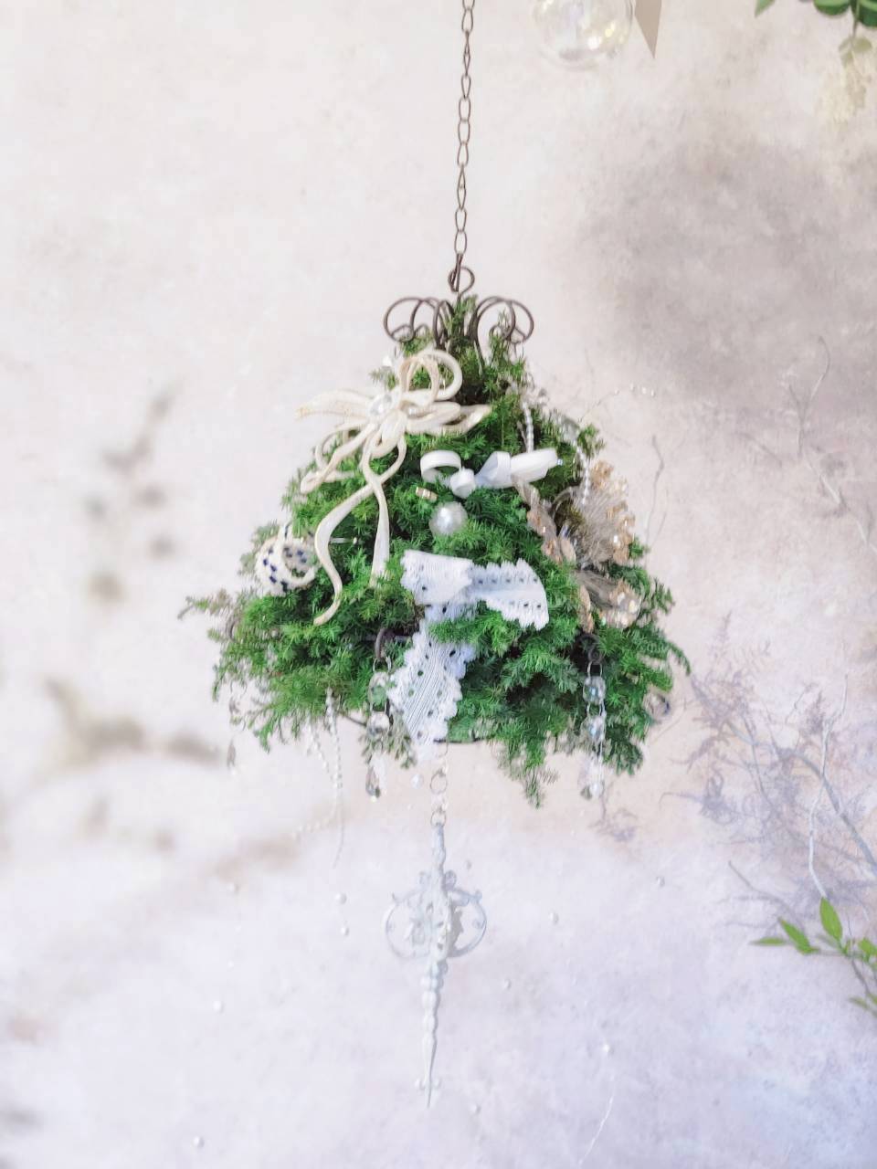 《冬霧．白羽之森》懸吊聖誕樹