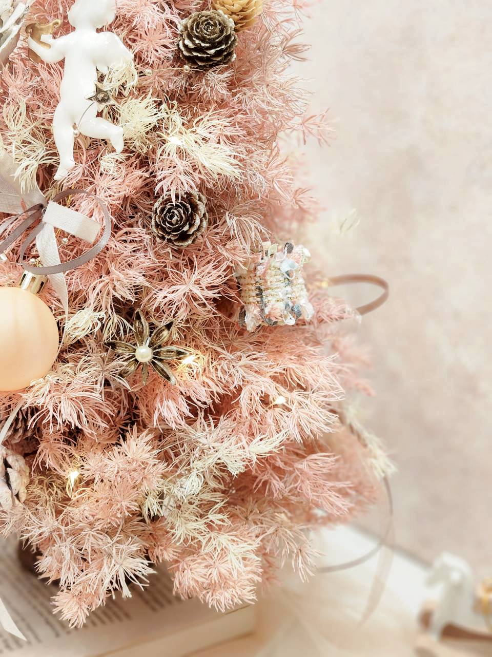 粉雪微光聖誕樹 L