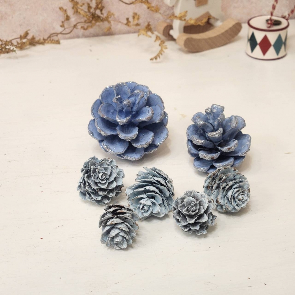 大小綜合｜藍色亮片松果(請與聖誕花圈、聖誕樹一起下單)