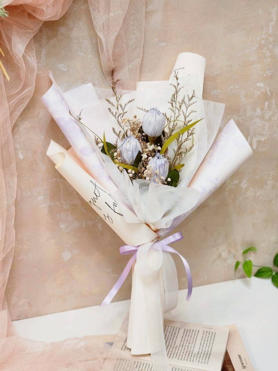  柔霧藍紫色調｜香氛鬱金香花束｜台北情人節花束訂製