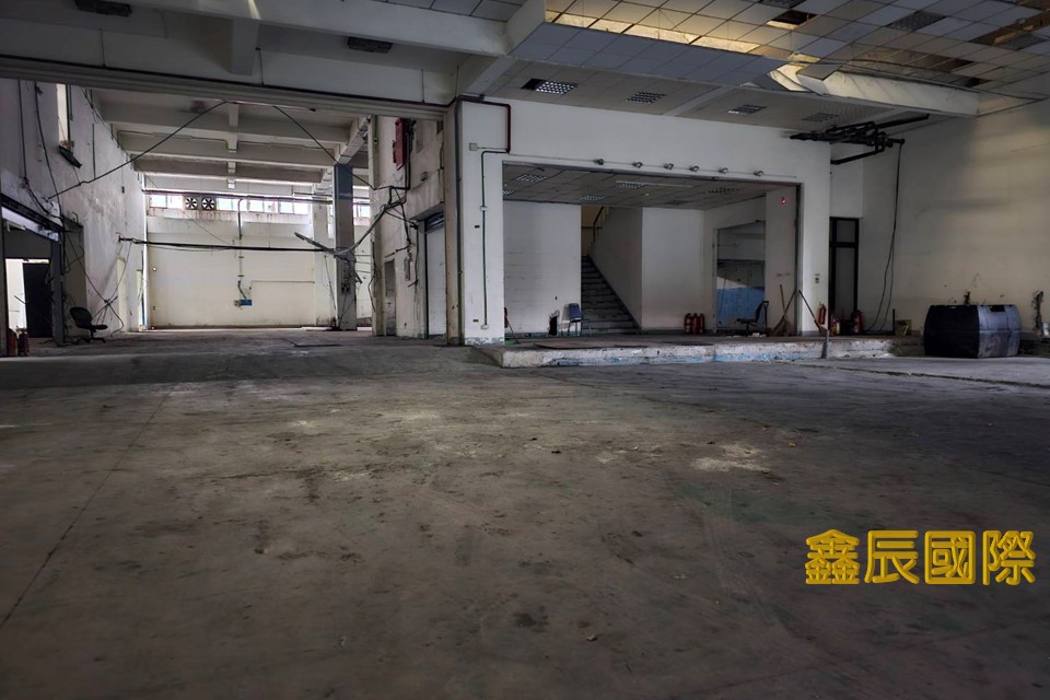 新北園區挑高獨棟廠</BR>地坪：606</BR>建坪：984</BR>租金68萬</BR>專任委託，歡迎洽詢