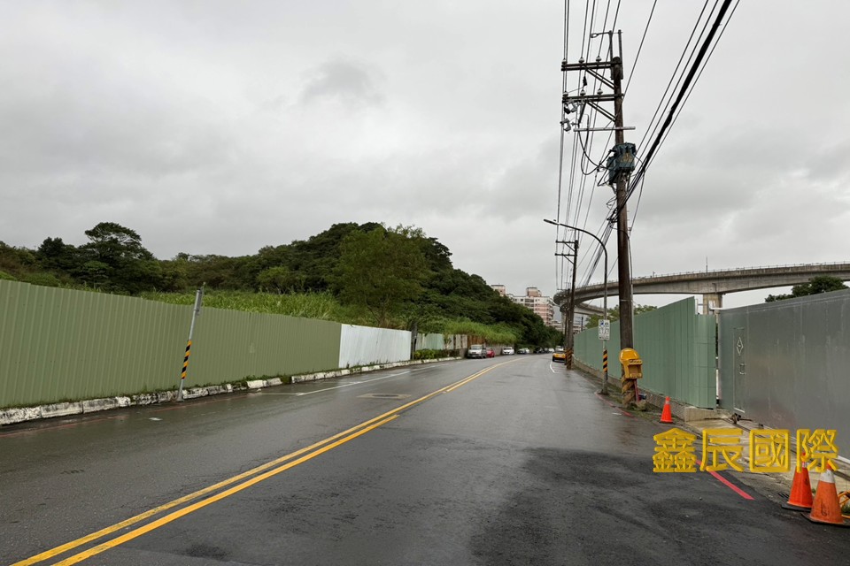鶯歌農地</BR>地坪：2965.41</BR>售價2億9314萬</BR>面寬</BR></BR>