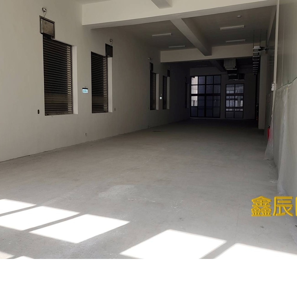 新北產業園區廠辦</BR>地坪：226.88</BR>建坪：1428</BR>租金128萬</BR>全新廠房高承載