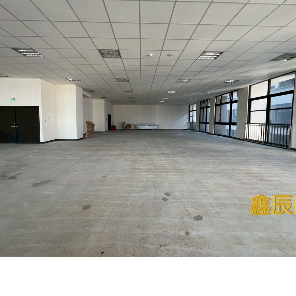 樹林全新科技廠辦</BR>地坪：20.64</BR>建坪：101.36</BR>售價3852萬</BR>全新完工