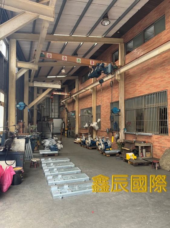 樹林面寬高承載透天</BR>地坪：199.99</BR>建坪：600</BR>售價1億8000萬</BR>方正，大面寬