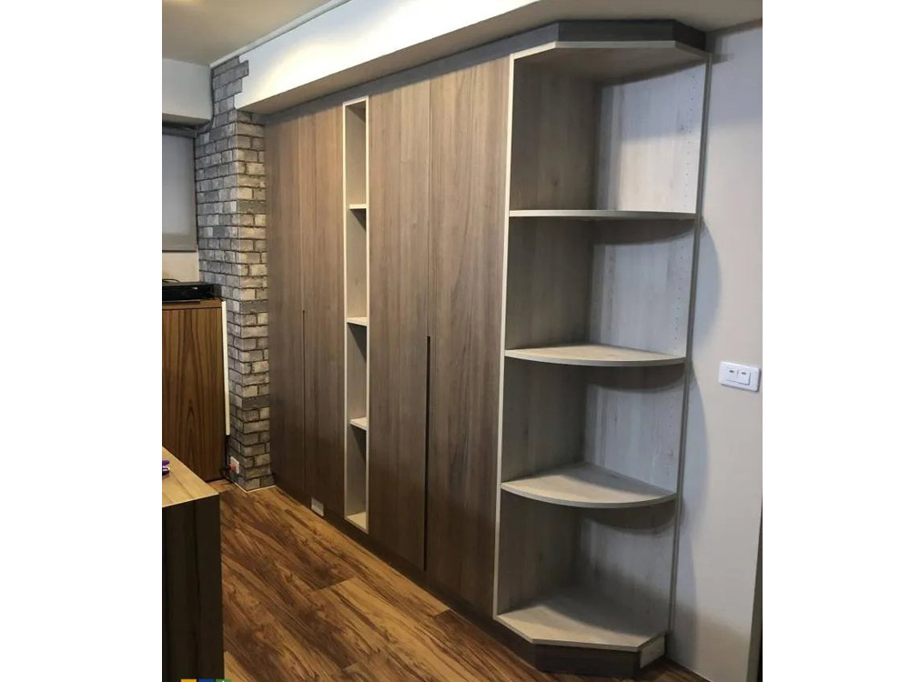 雲嘉南系統櫃推薦｜深色木紋設計案例：EGGER進口板材與Blum進口鉸鍊｜嘉德廚櫃