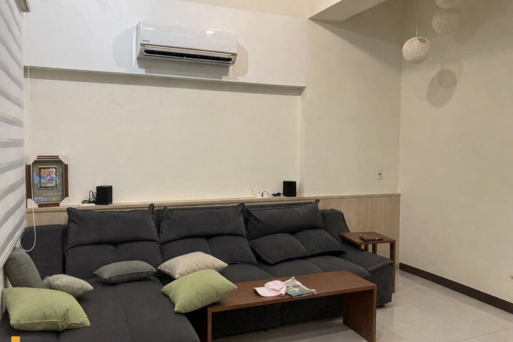 沙發背牆、床背牆