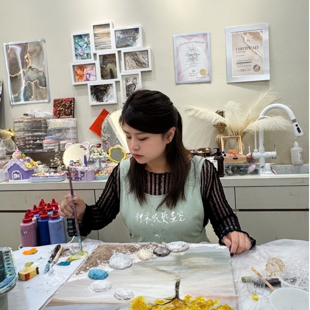 Lena 老師