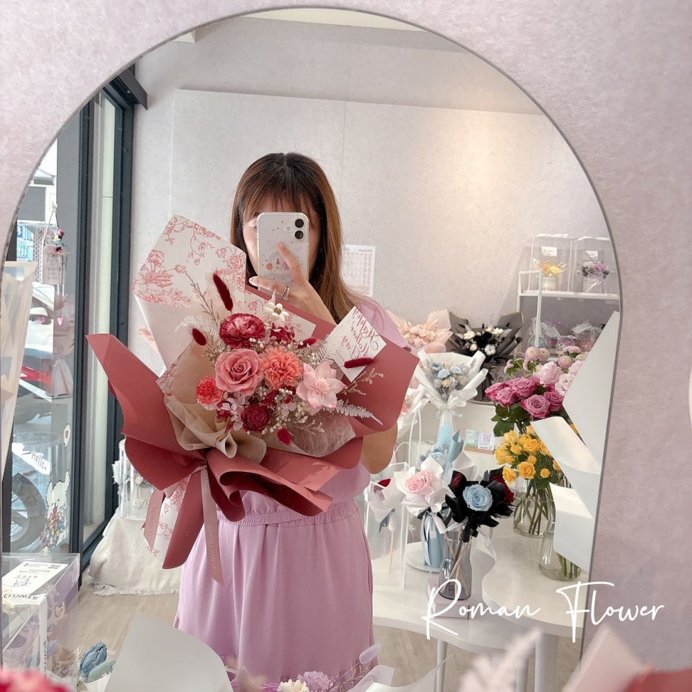 母親節限定~永生玫瑰康乃馨綜合花束(L)(經典紅)