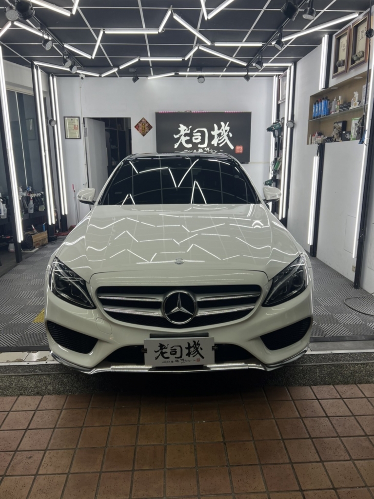 賓士C300-台中汽車鍍膜推薦