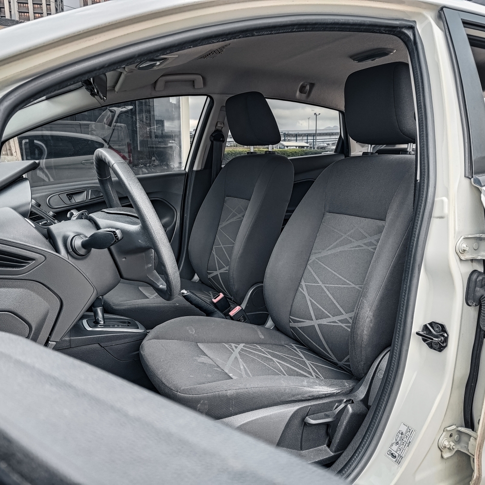  2014 FORD FIESTA 售價13.8萬