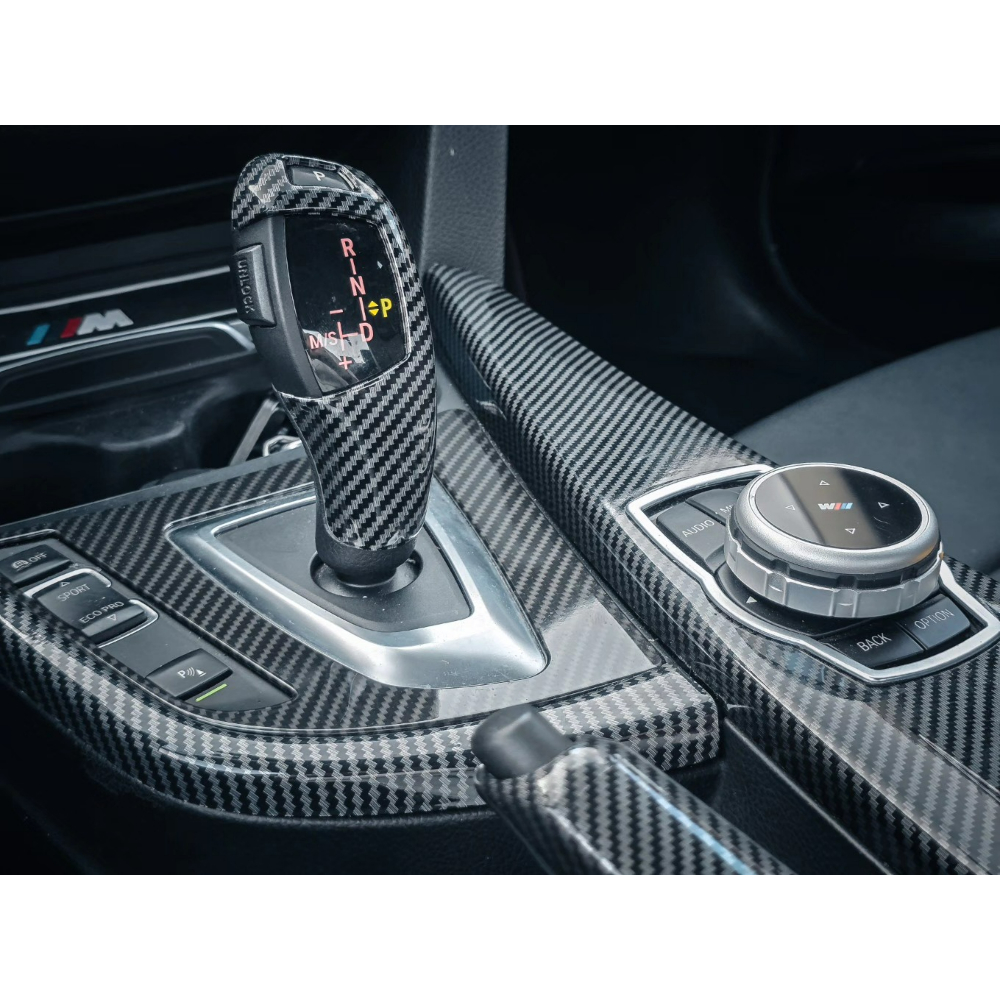 2016 bmw 318i Lci小改款