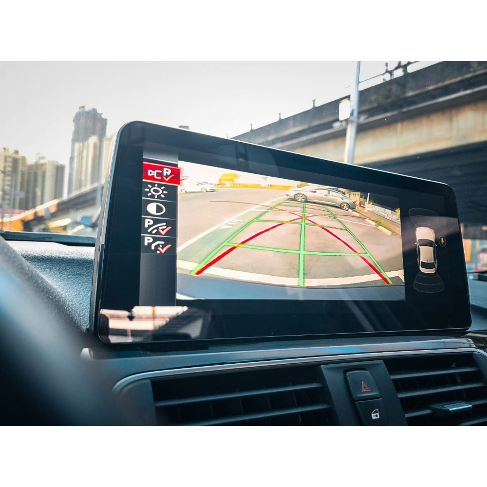 2016 bmw 318i Lci小改款