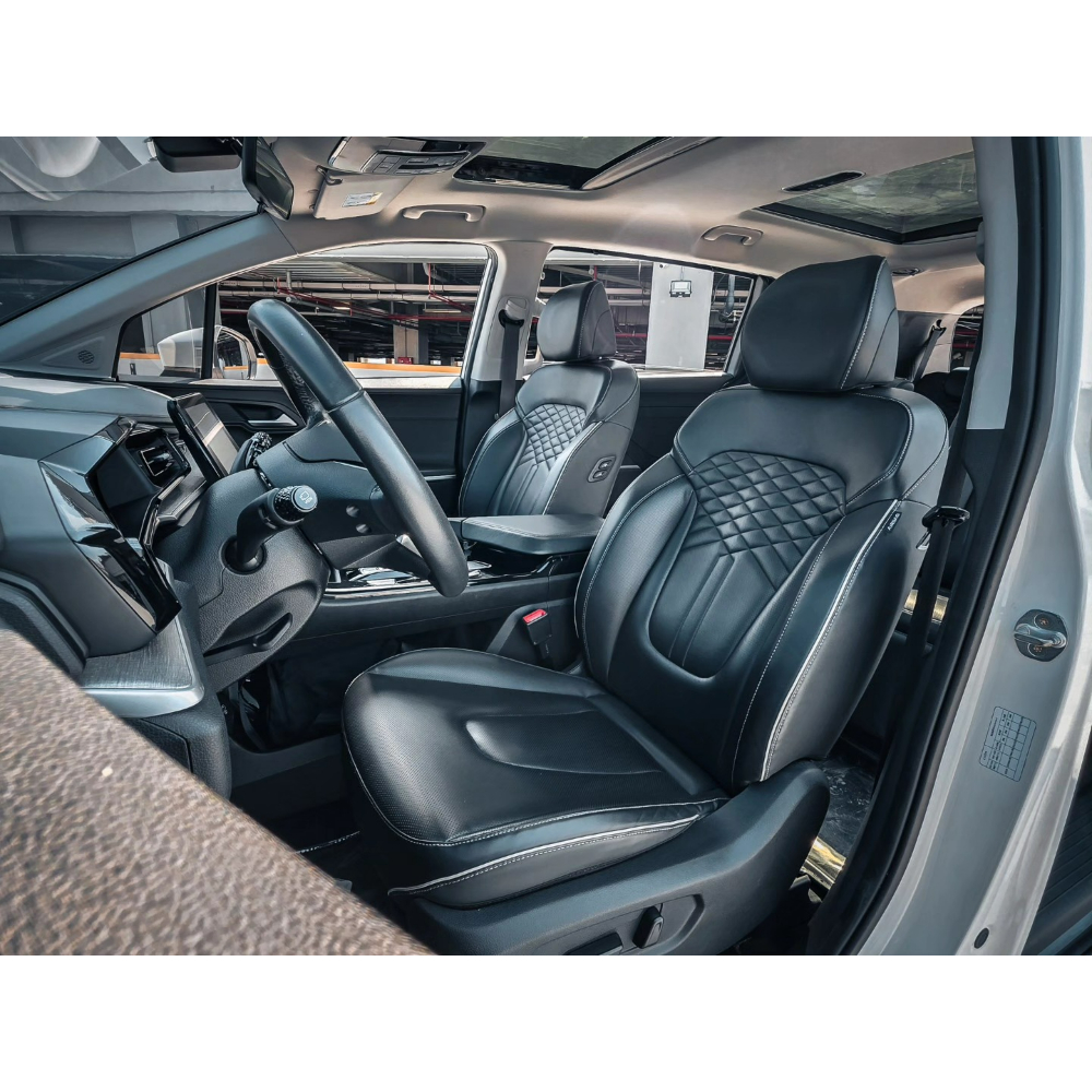 2023 HYUNDAI CUSTIN VIP版