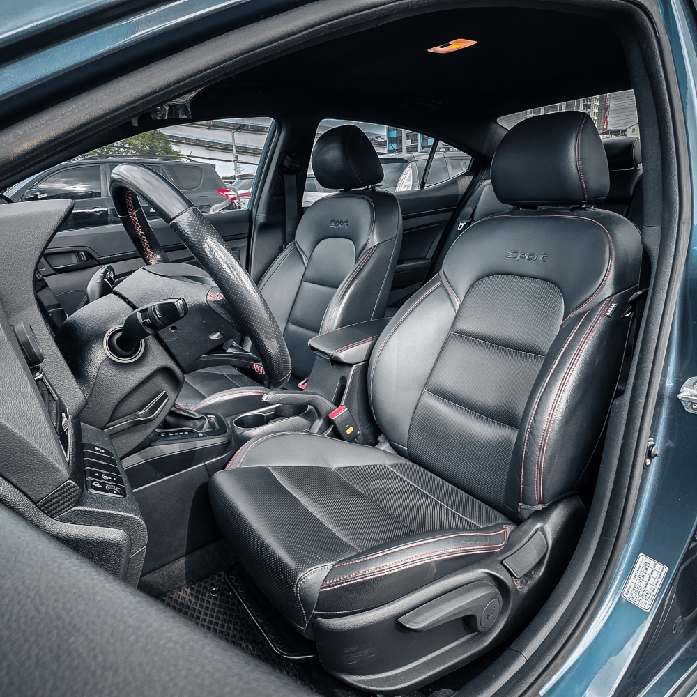 2018 Hyundai Elantra Sport頂規版本