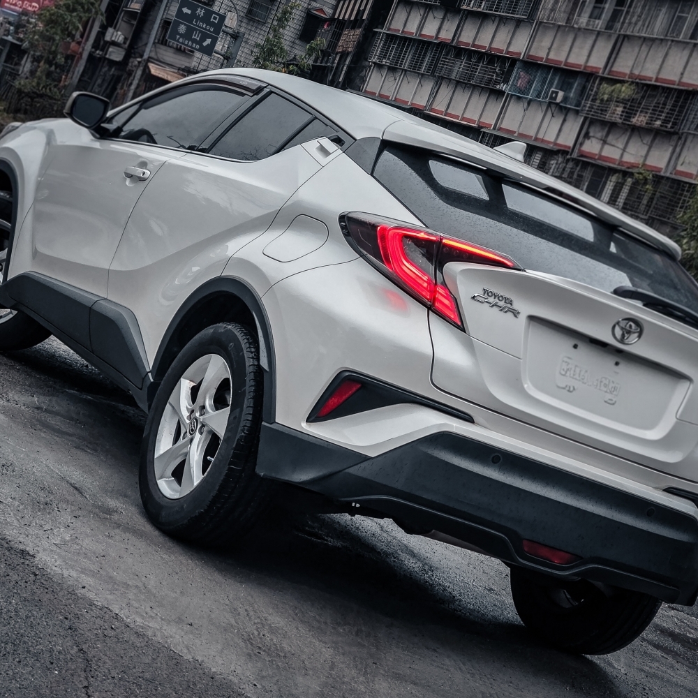 2019 豐田 CHR 頂規版本