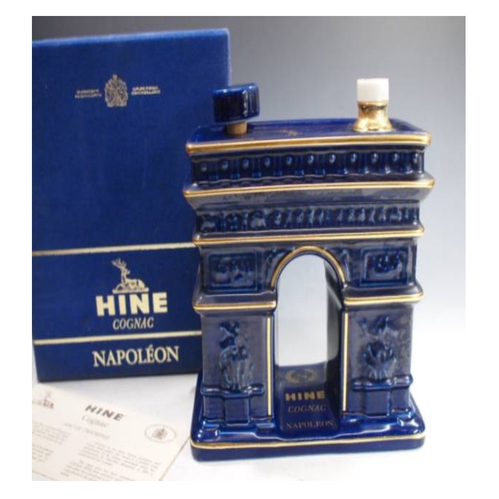 御鹿 凱旋門 藍瓷  HINE Napo