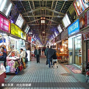 華西街觀光夜市/台北包車旅遊