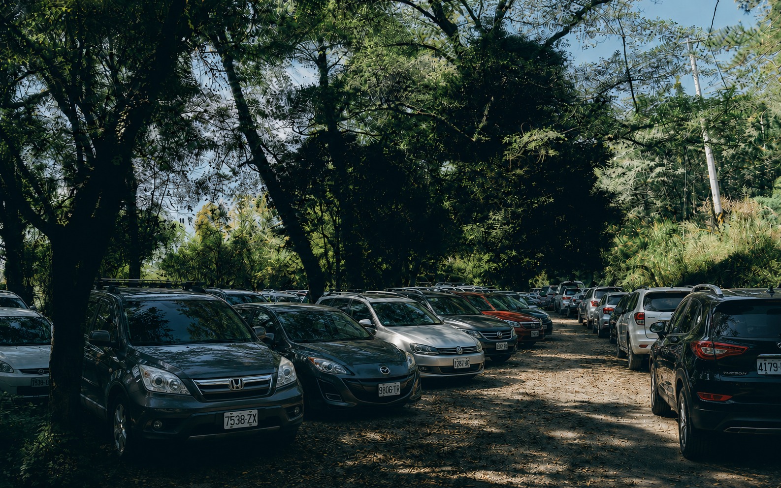 屯原登山口停車場
