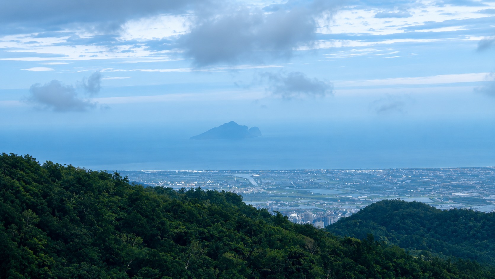 渭水之丘鳥瞰龜山島