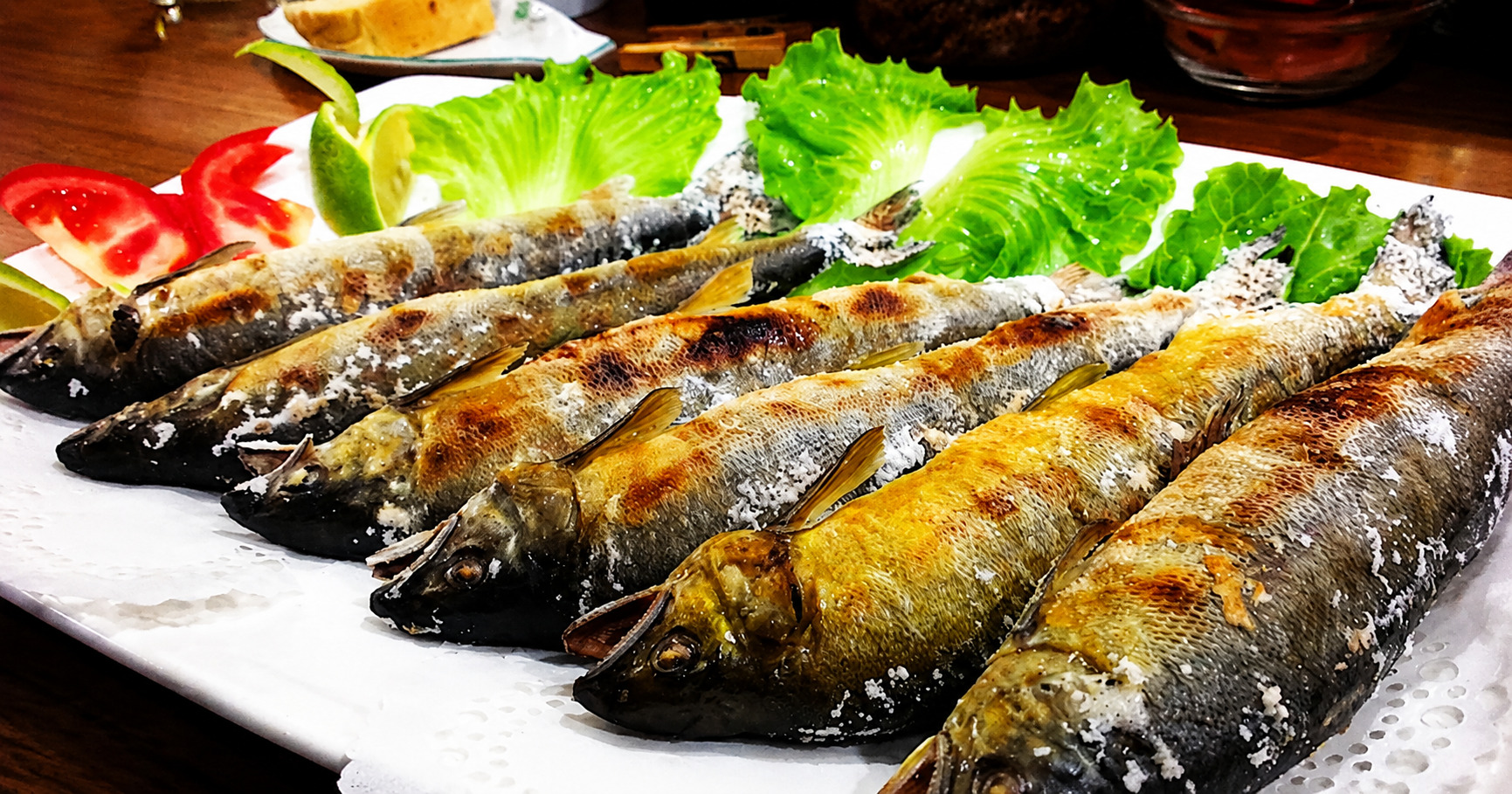 福畊食舘 烤香魚