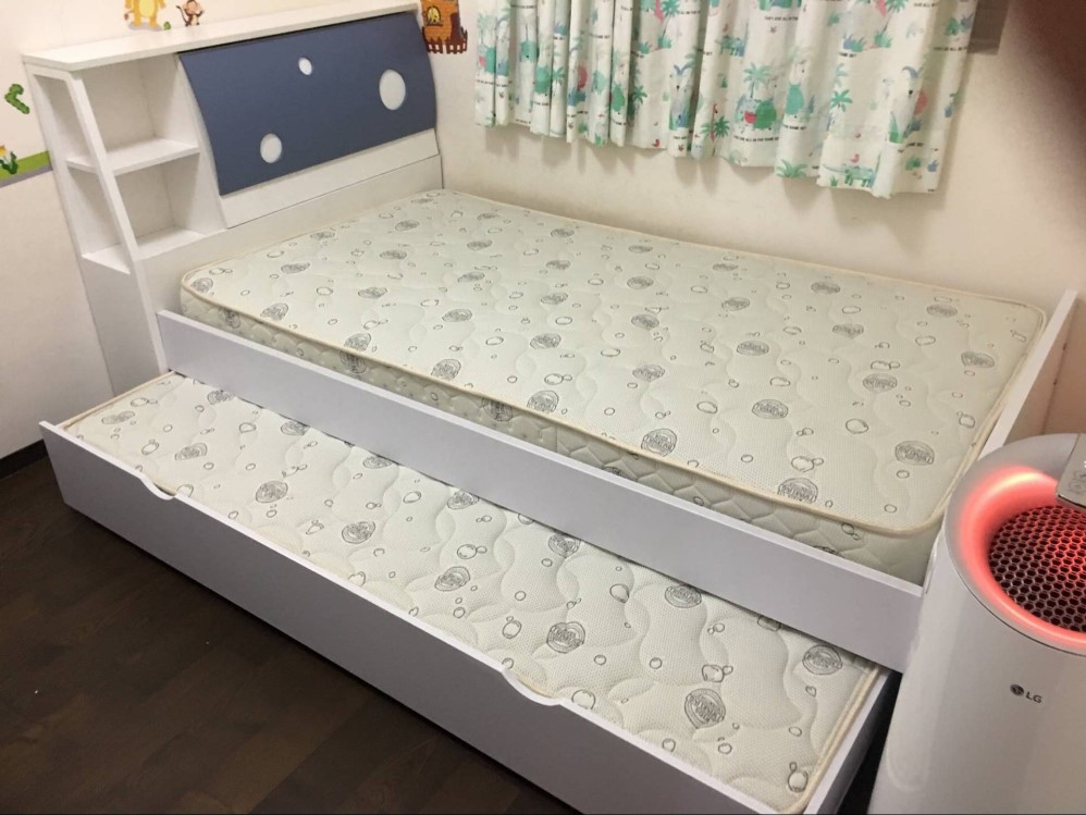 泡泡單人床．3.5'標準單人床．床底可加拉床．抽屜．掀床/兒童床組