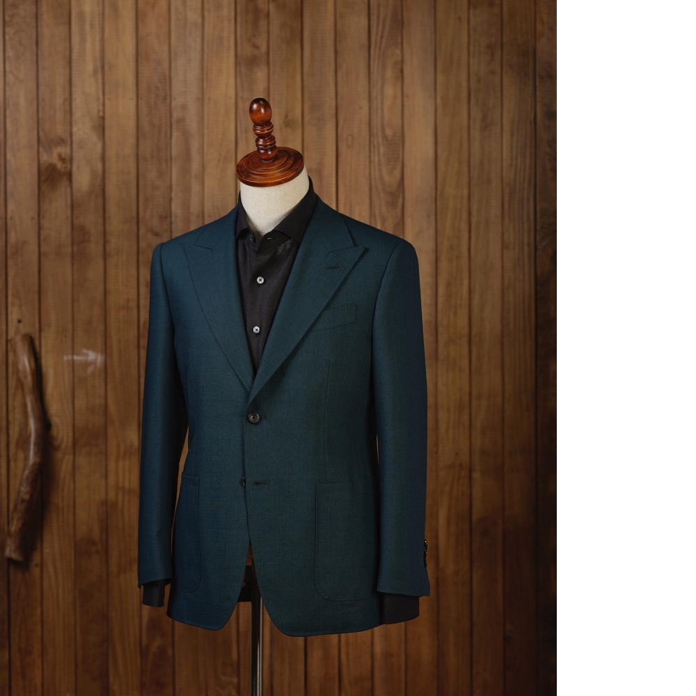 超越經典：Loro Piana 藍綠色西裝的非凡品味