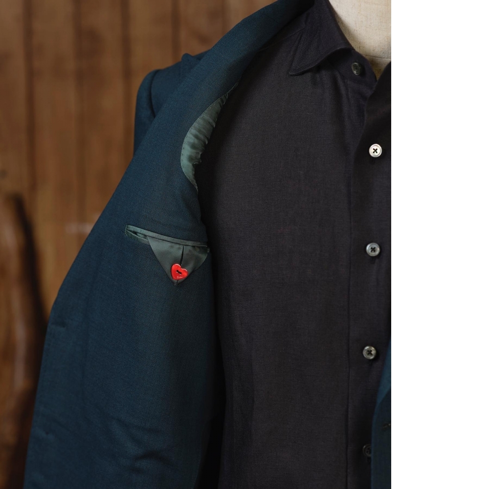 超越經典:Loro Piana 藍綠色西裝的非凡品味