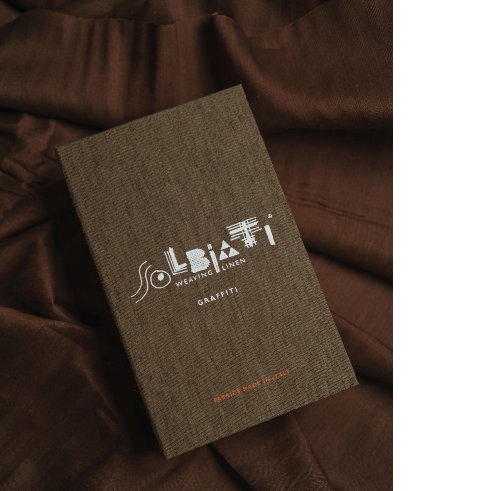 喜歡亞麻怕皺?Loro Piana (Solbiati)「羊毛亞麻」的完美解答