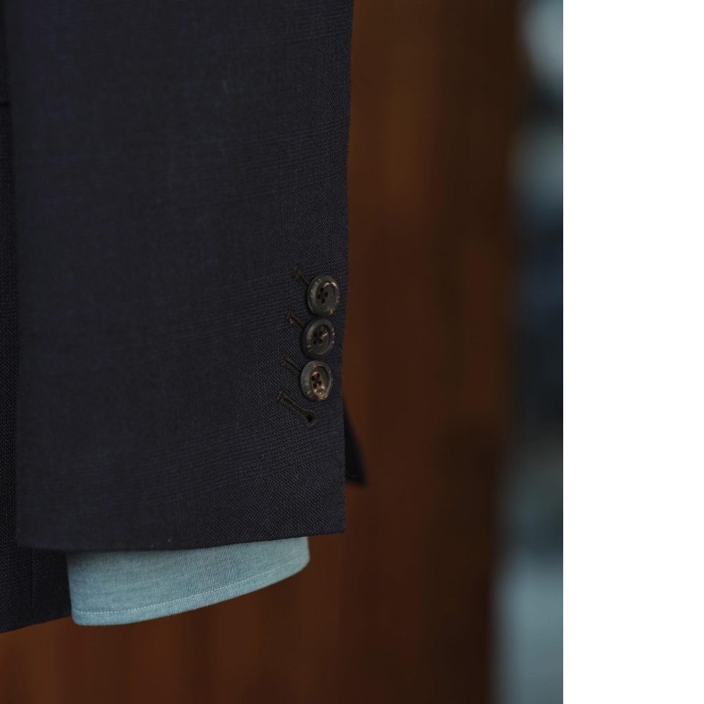 370g的完美挺闊：Harrisons 藍色格紋新郎西裝訂製