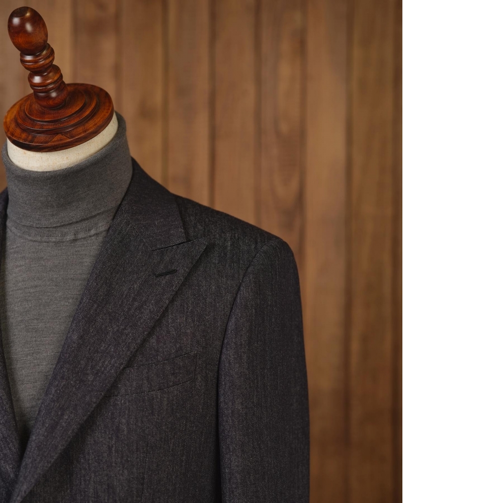 潮流的先驅:Zegna 羊毛丹寧西裝的專屬美學
