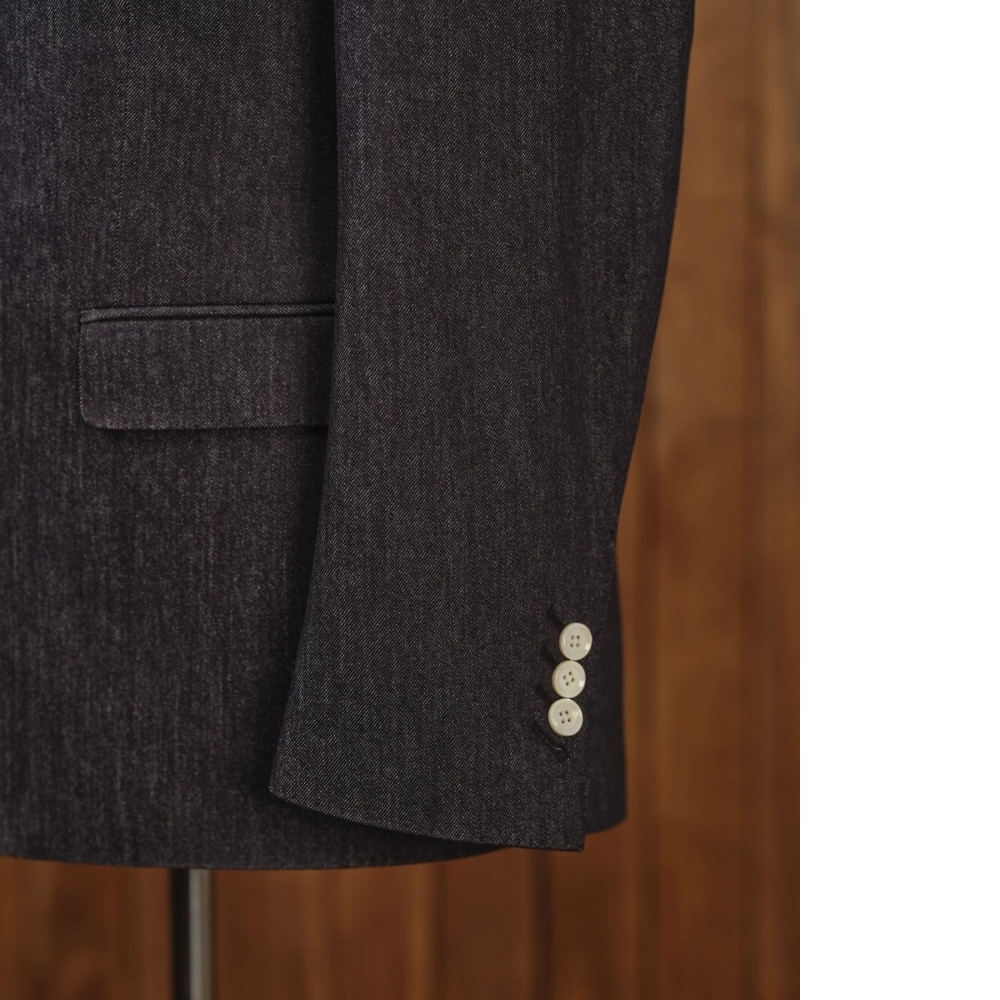 潮流的先驅:Zegna 羊毛丹寧西裝的專屬美學