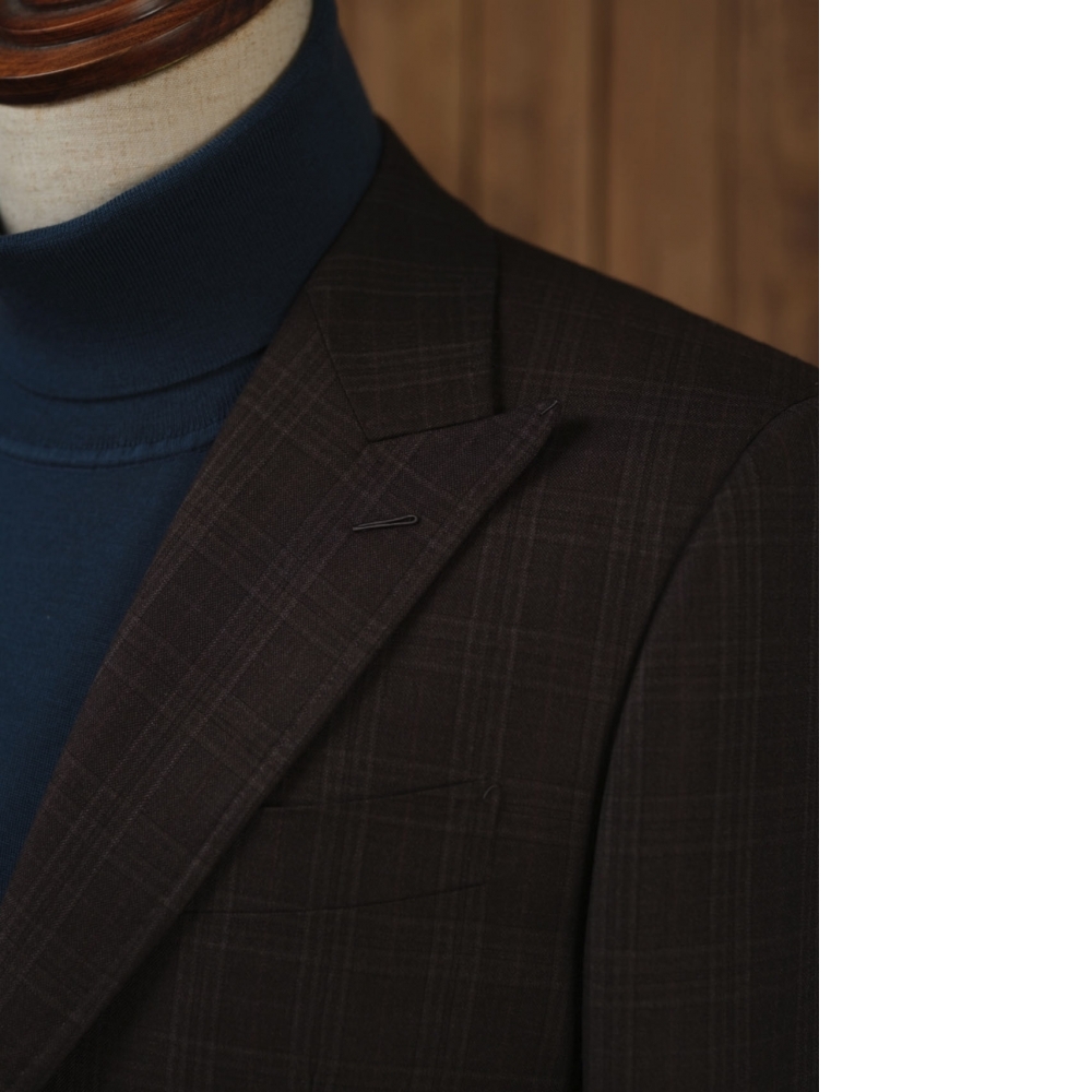 鑑賞家的標誌:Zegna 咖啡色格紋西裝的獨特魅力