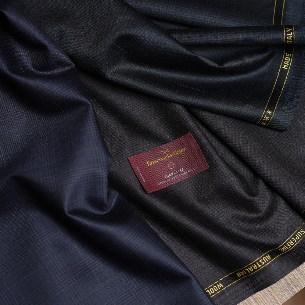 眼見為憑的奢華:Volar 的樣衣堅持,與這件 Zegna 墨綠格紋