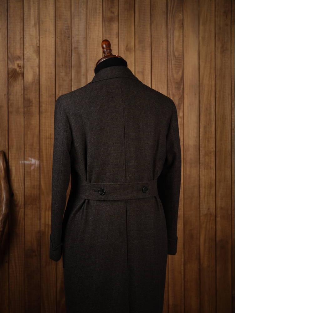 Zegna 雙排扣大衣 輕薄無墊肩的輕鬆造型