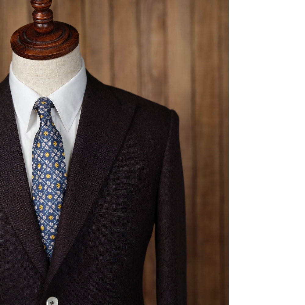鑑賞家的巔峰對決:Zegna 純羊絨的「墨綠」與「紫紅」