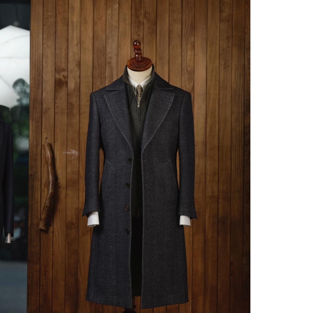 Drago Skyfall 180s 丹寧色大衣 560克的厚重與頂級手感