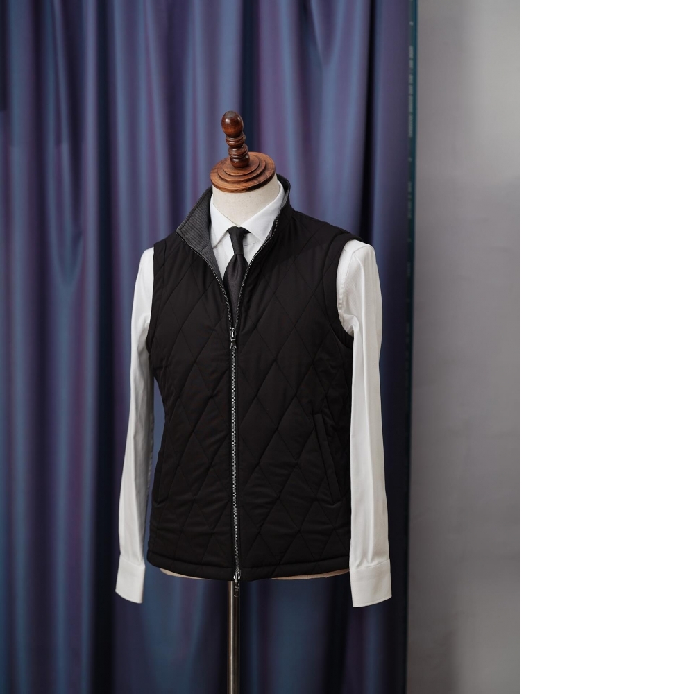 Scabal 鑽石粉雙面背心 奢華日常的完美邏輯