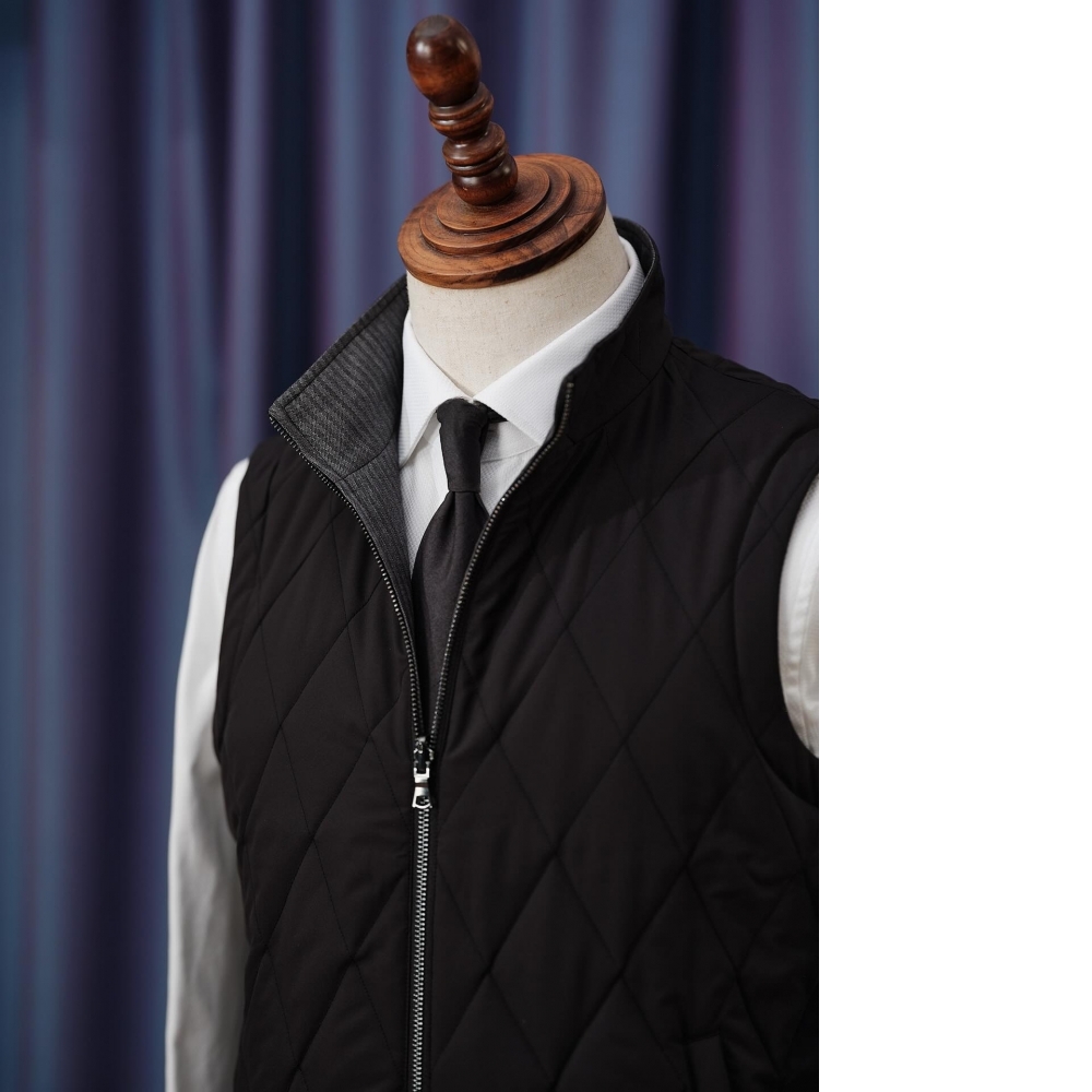 Scabal 鑽石粉雙面背心 奢華日常的完美邏輯