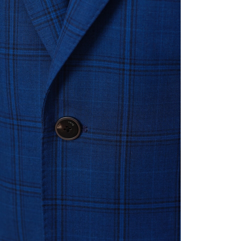 您的風格宣言:是張揚的藝術(克萊因藍),還是內斂的奢華(Zegna)?