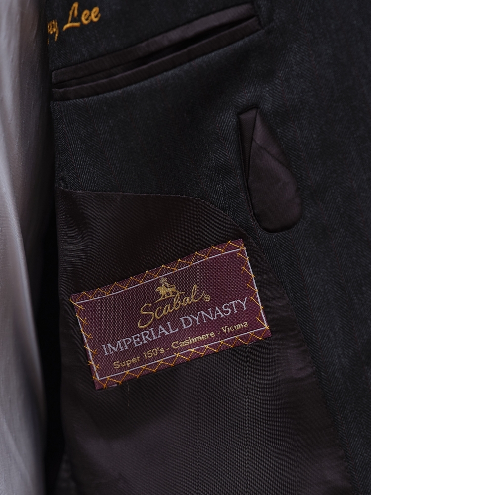 Scabal 羊毛、羊絨與 Vicuna 終極三重奏 | 金融菁英專屬條紋西裝