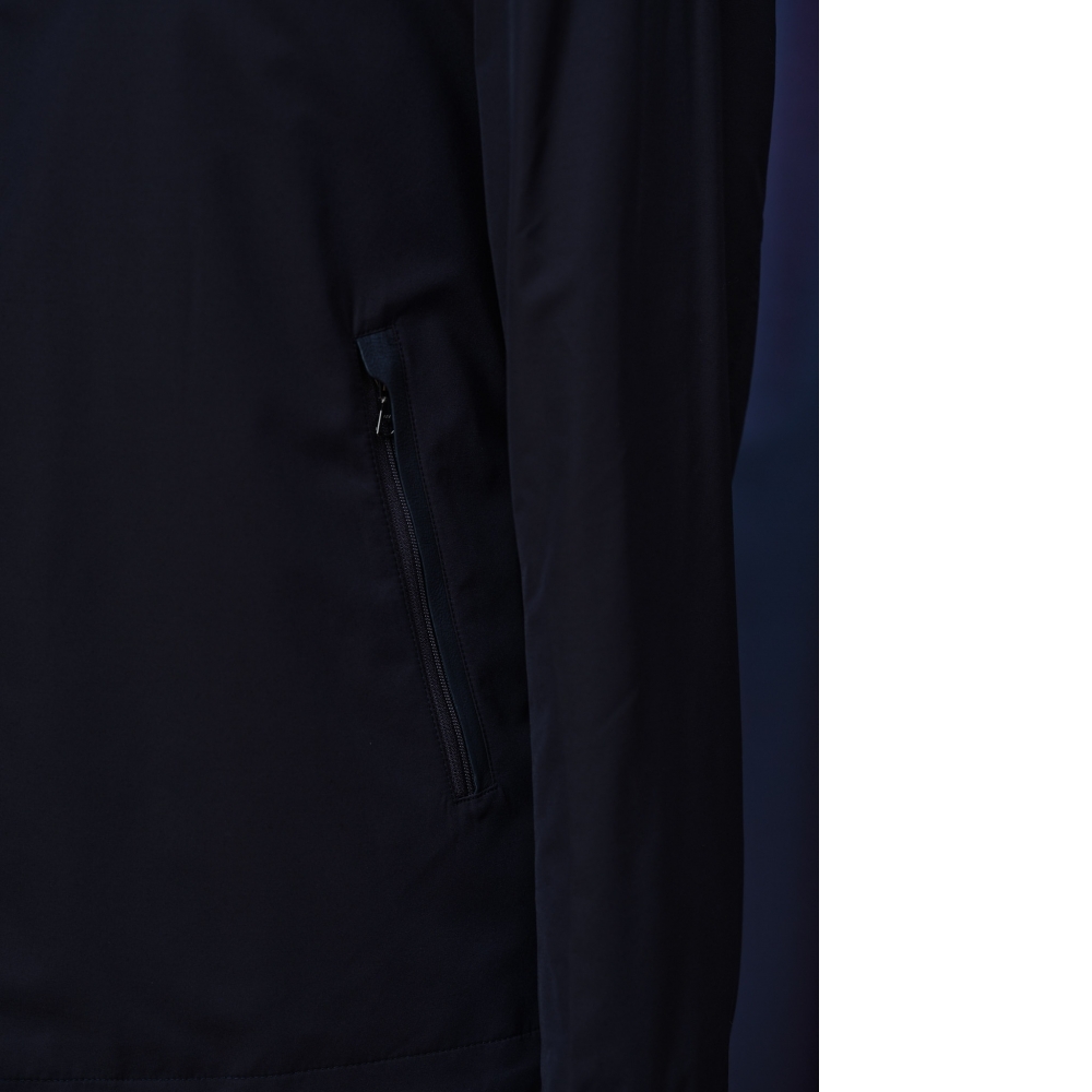 訂製夾克升級解析:哈靈頓 G4 夾克與 Zegna 頂級布料的完美結合