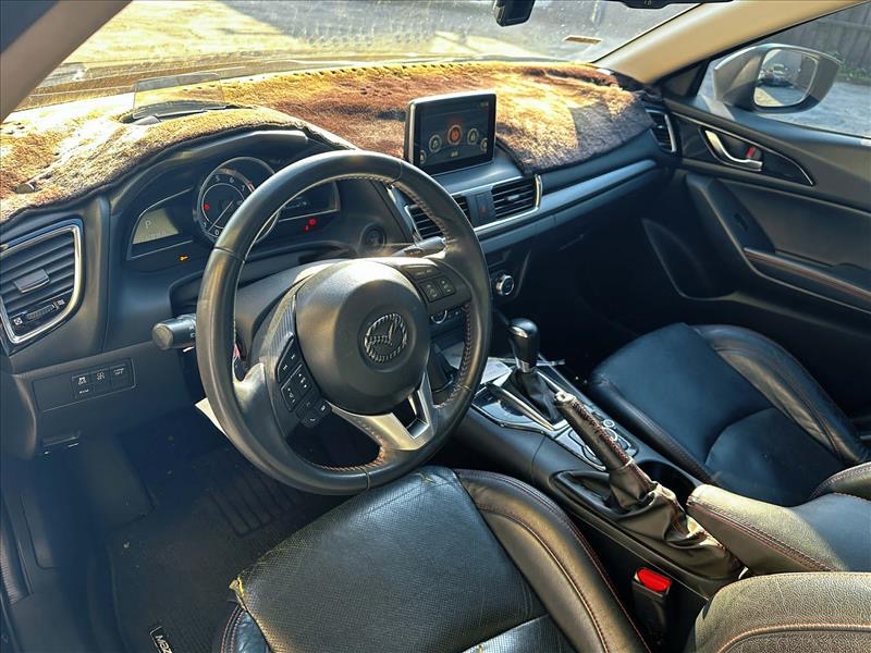 MAZDA MAZDA 3 2.0 手自排｜2015 年式｜在店實車・穩定代步款